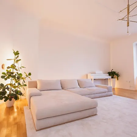 Apartment Stylish Gem By Charles Bridge With A Stunning View Prague